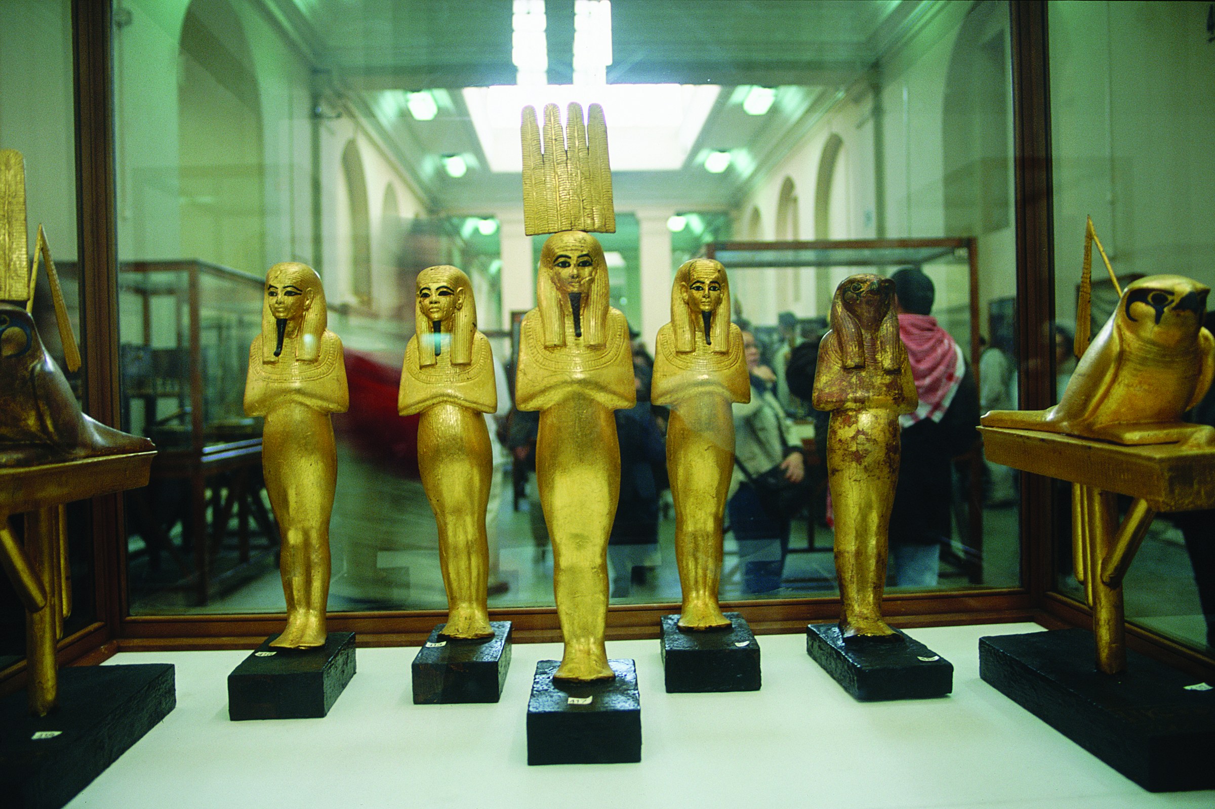 Le Caire, Musée égyptien : statuettes dorées du trésor de Toutânkhamon